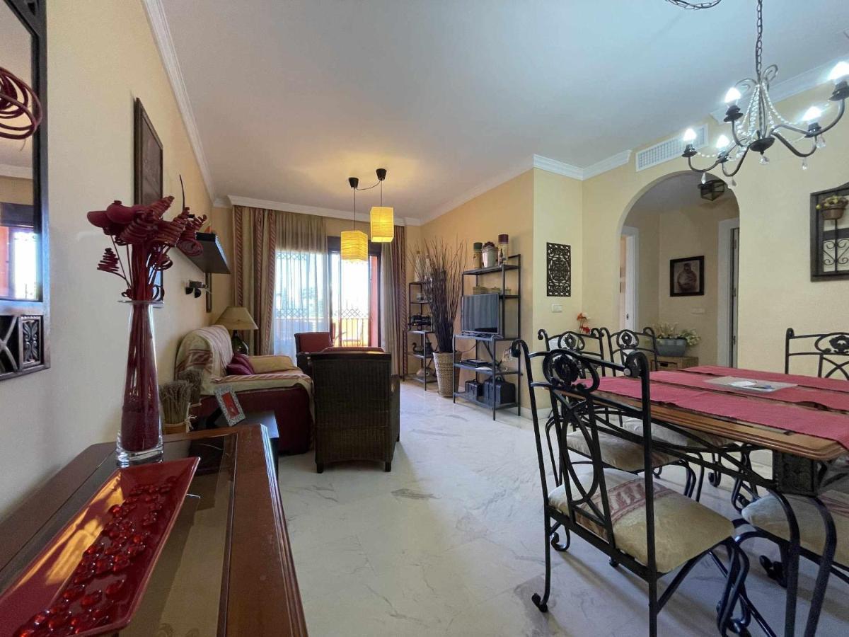 B2 Bajo Con Terraza De 32 M2 En Playa Granada Apartment *